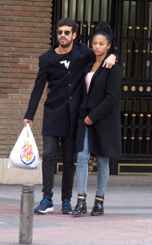 Mario Casas y Berta Vázquez, como dos adolescentes enamorados