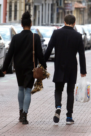 Mario Casas y Berta Vázquez, como dos adolescentes enamorados