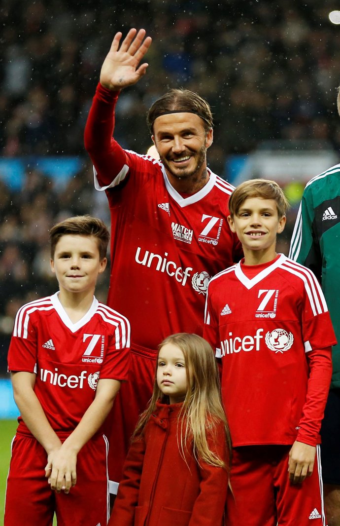 David Beckham, sus hijos menos Harper Seven y el amor por el fútbol