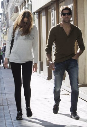 Cayetano Rivera y Eva González, muy acaramelados como marido y mujer