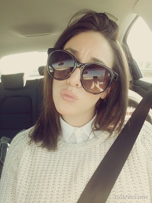 Steisy, de rubia a morena. Los looks de la explosiva tronista de MYHYV