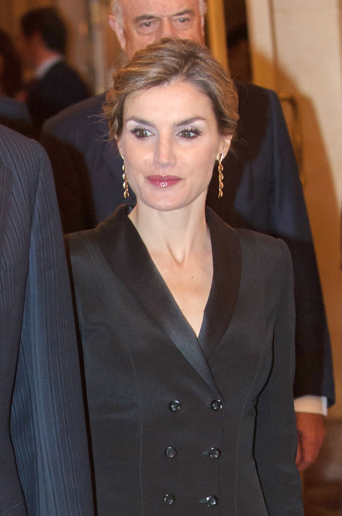 Letizia, una semana de esmoquin: del pantalón al dress