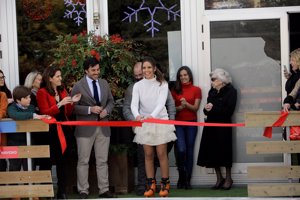 Cristina Pedroche en la inauguración de las dos pistas de hielo en la Plaza de Colón