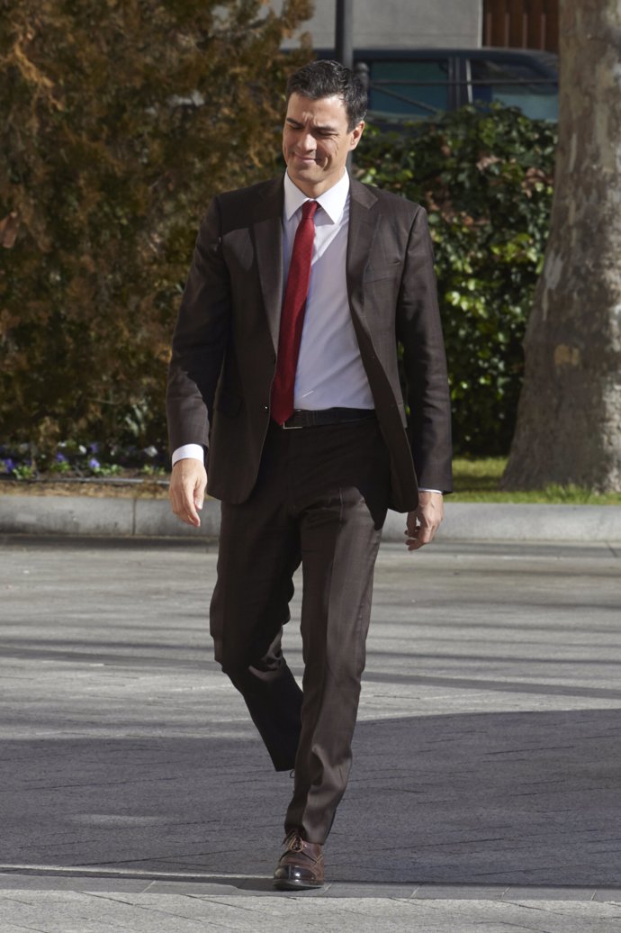 Cara a cara Rajoy y Sánchez, sus looks a debate