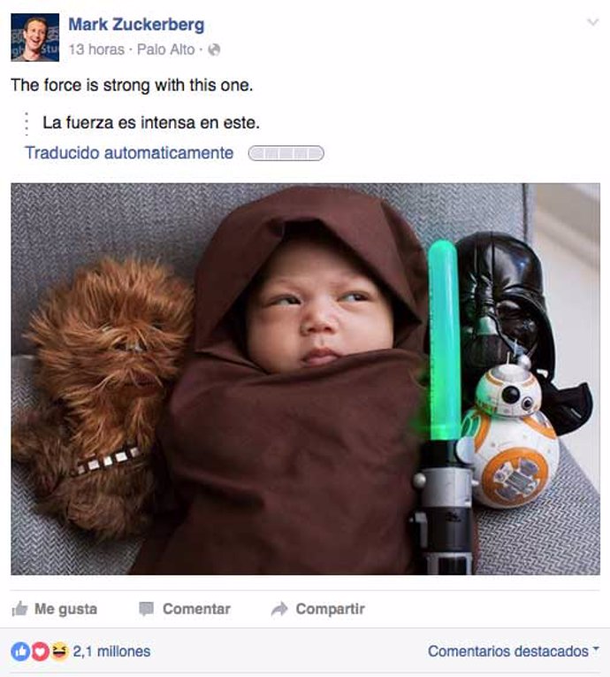 MARK ZUCKERBERG DISFRAZA A SU BEBÉ YODA STAR WARS