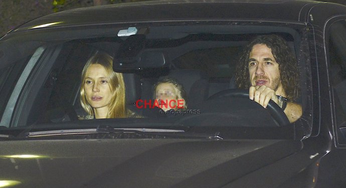 PUYOL Y VANESA LORENZO CON SU HIJA MANUELA EN EL CUMPLEAÑOS DE MILAN PIQUE