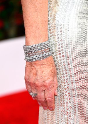 Helen Mirren lucía también unas joyas muy delicadas