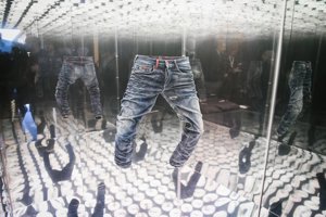 DENIM Y VAQUEROS: GAS