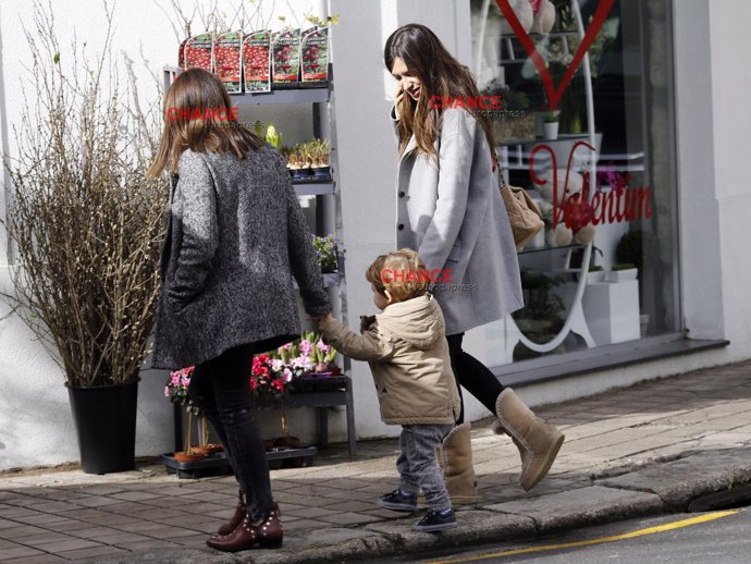 SARA CARBONERO CON SU HIJO MARTIN