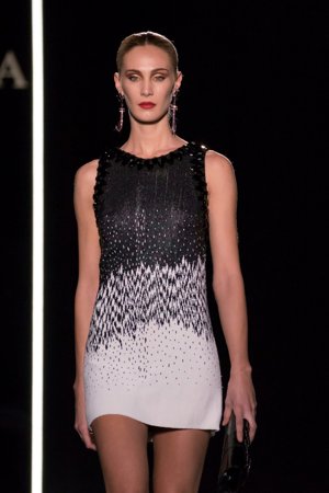 DESFILE FELIPE VARELA