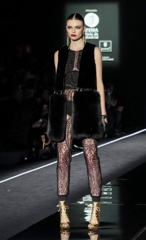 DESFILE FELIPE VARELA