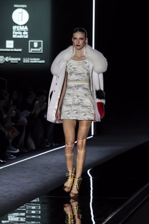 DESFILE FELIPE VARELA