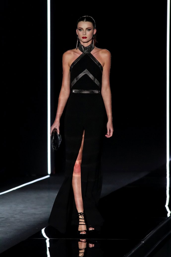 desfile de felipe varela