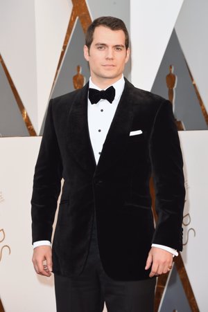 Henry Cavill en los Oscars 2016