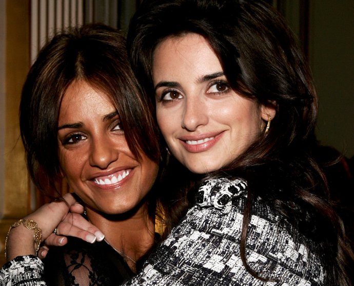 Mónica Cruz y Penélope Cruz