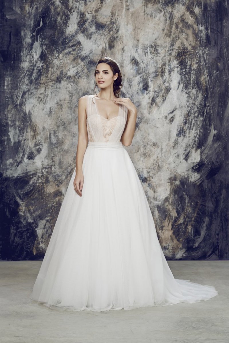 mireia vidal: vestidos de novia únicos y exclusivos para tu boda