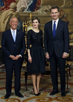 LA REINA LETIZIA DE CAROLINA HERRERA