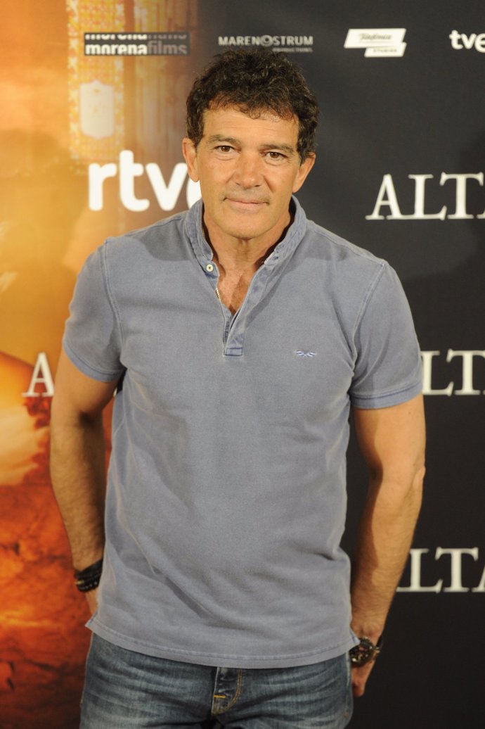 antonio banderas en la premiere de altamira