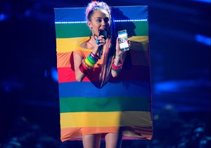 Miley Cyrus Agatha Ruiz de la Prada