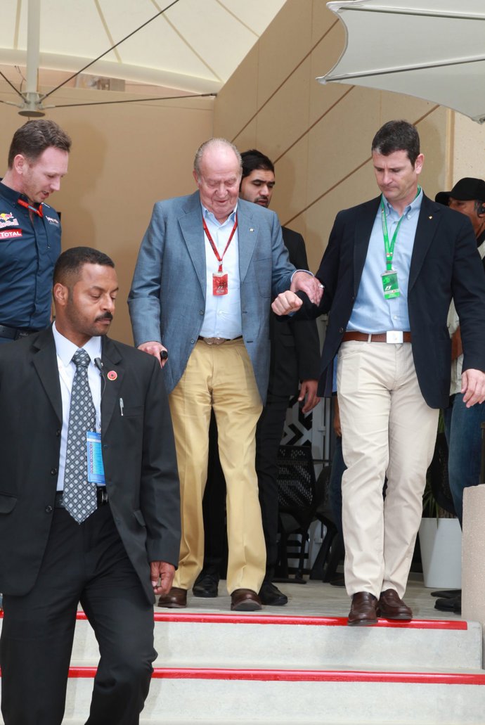 El Rey Juan Carlos disfruta de la Fórmula 1 en Bahréin