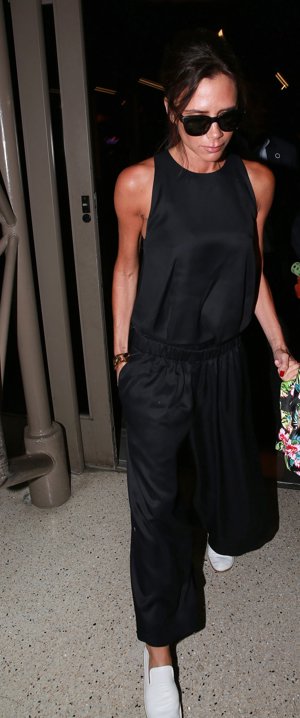 Victoria Beckham con pantalones culotte
