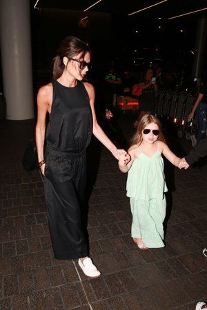 Victoria Beckham con pantalones culotte