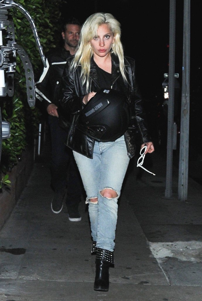 Bradley Cooper y Lady Gaga juntos en Los Angeles