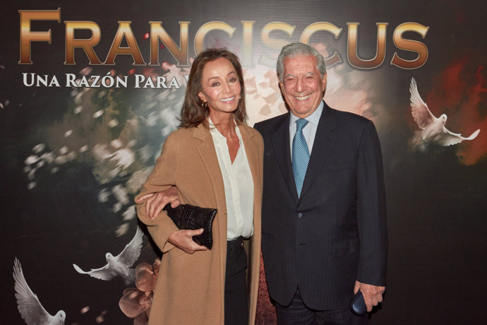 isabel preysler y mario vargas llosa en franciscus