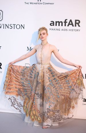 Elle Fannig en la Gala Amfar 2016 en Cannes