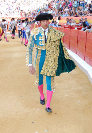 Cayetano Rivera a hombros en el corpus Christi de Granada Foto; Javier Castejón