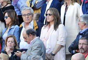 Andrés Pajares y su secretaria Juani en la Plaza de toros de Las Ventas