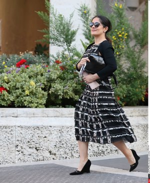 El Papa Francisco recibe a Salma Hayek y su familia