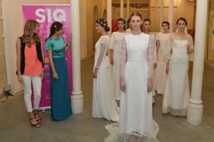 Lourdes y Sibi Montes presentan su colección de vestidos de novia de Analinen en Sevilla