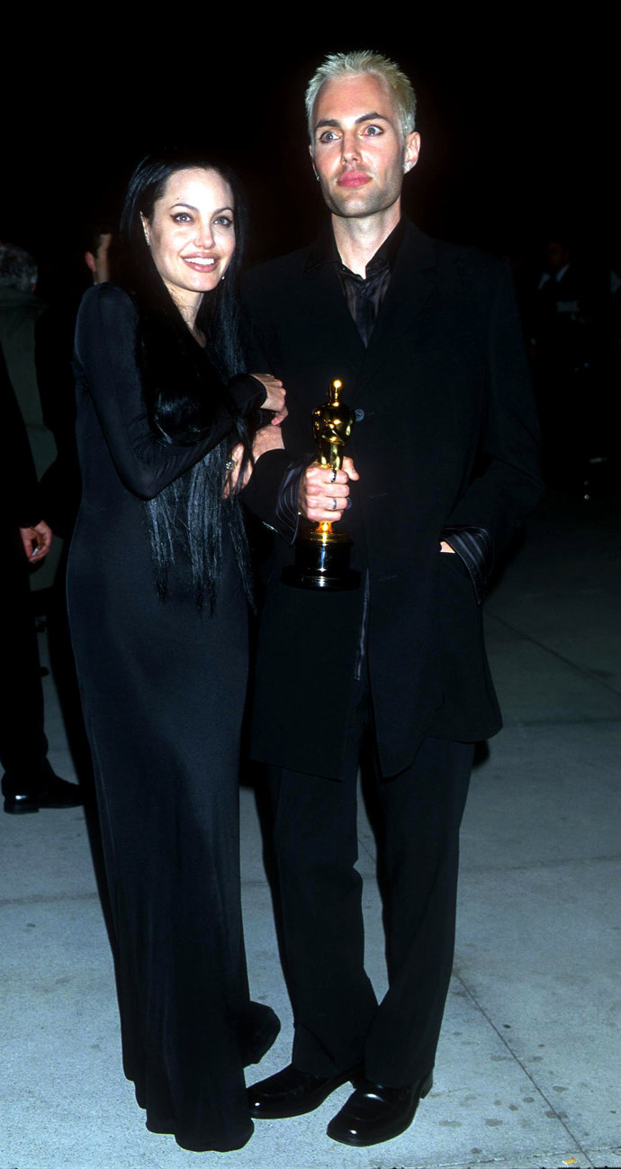 angelina jolie y su hermano con el oscar