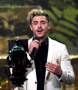 Zac Efron en los Guys' Choice Awards