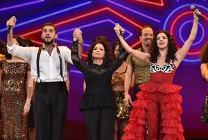 Josh Segarra, Gloria Estefan y Ana Villafane