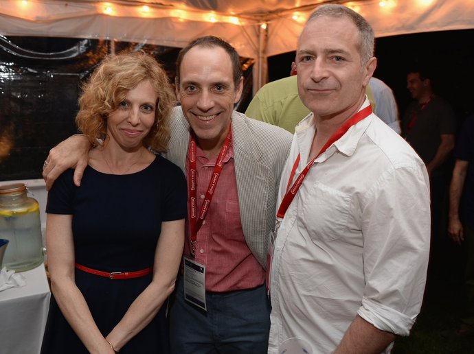 MADDIE CORMAN Y JASON ALEXANDER