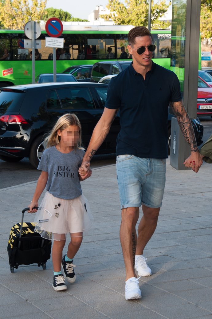 fernando torres con su hija nora