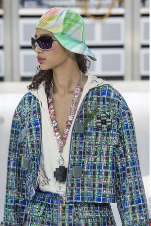 CHANEL por Cordon  press