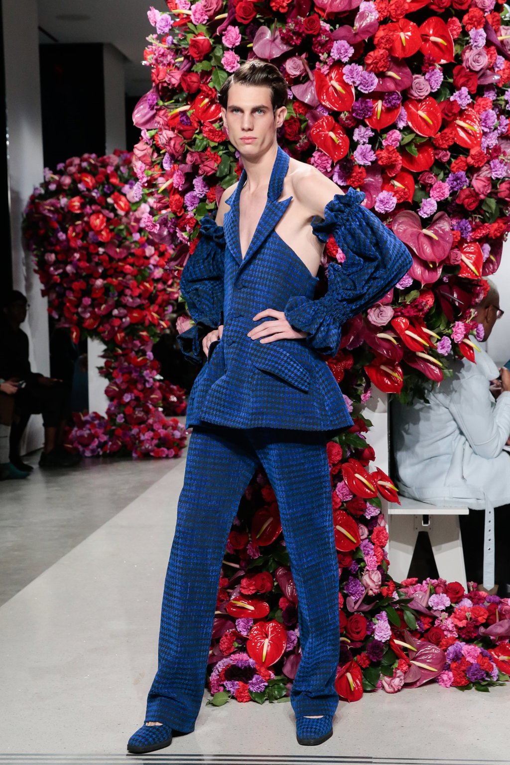 ¿Por qué todo el mundo habla de Palomo Spain, el diseñador que ha ...