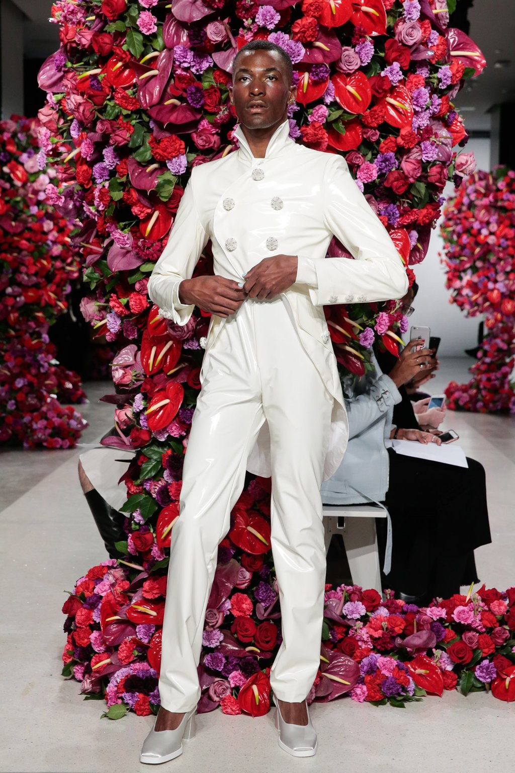 ¿Por qué todo el mundo habla de Palomo Spain, el diseñador que ha ...