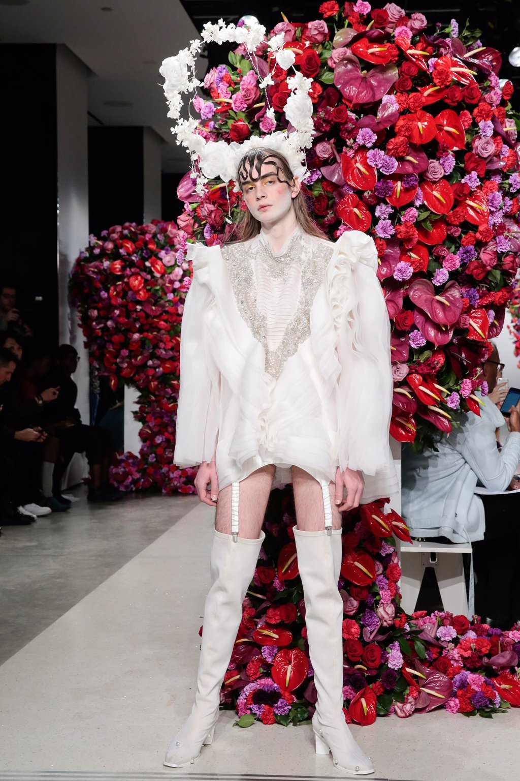 ¿Por qué todo el mundo habla de Palomo Spain, el diseñador que ha ...