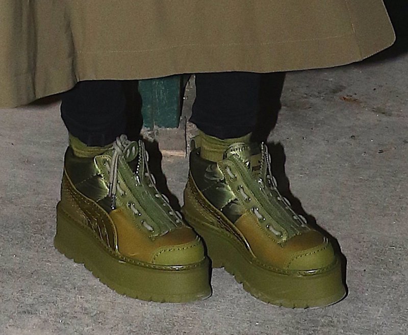 ¿Rihanna ha diseñado las botas más feas del mundo? ¿Rihanna ha diseñado las botas más feas del mundo?