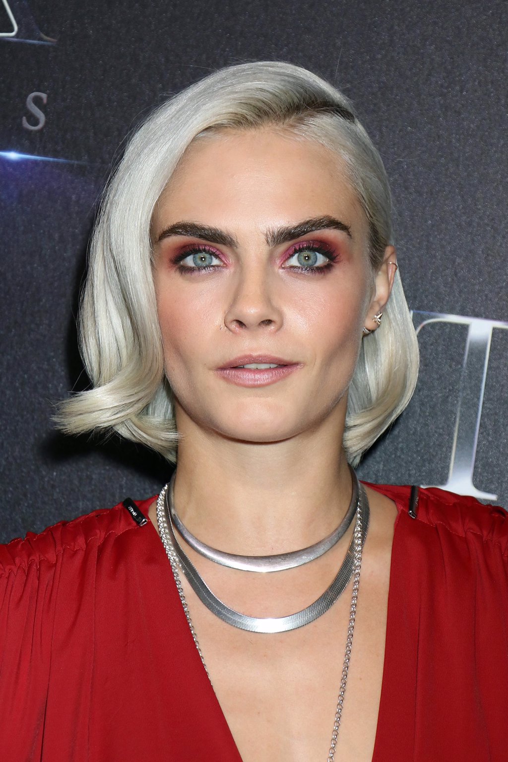  Cara  Delevingne  hasta tres impresionantes y arriesgados 