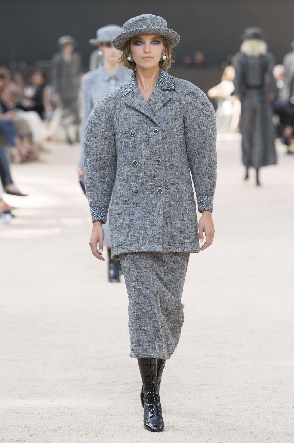 Karl Lagerfeld resucita a Coco en la última colección de Chanel, otoño