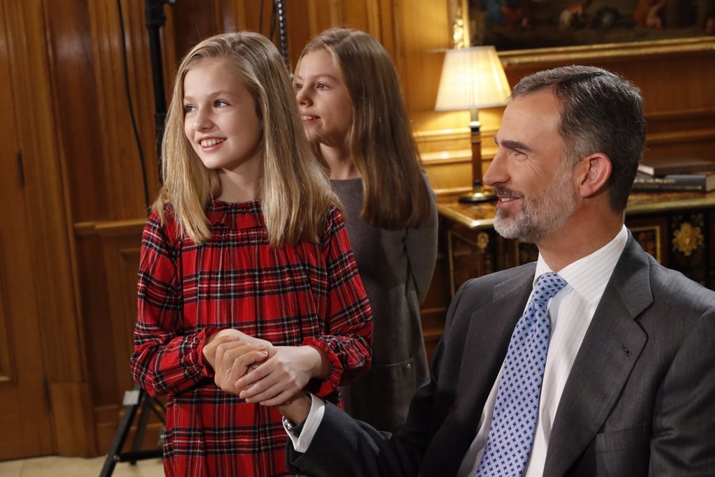 Sofía No Es Hija Del Rey Felipe