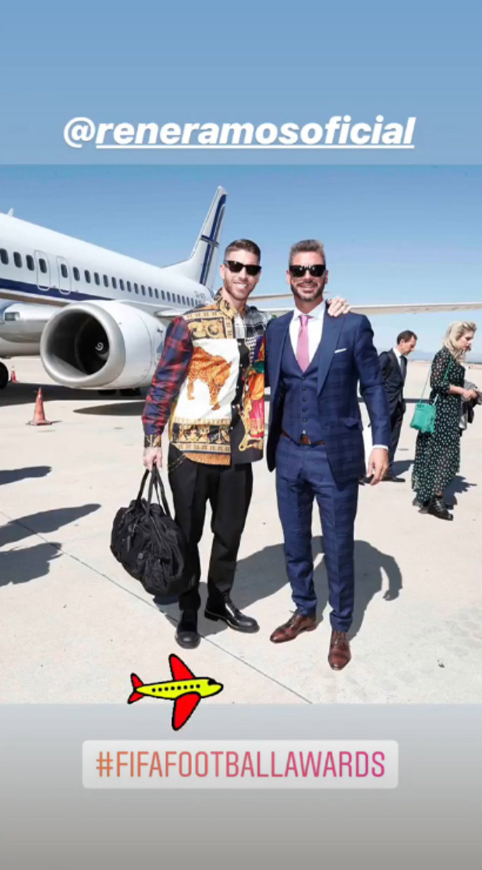 sergio ramos con look versace fifa instagram