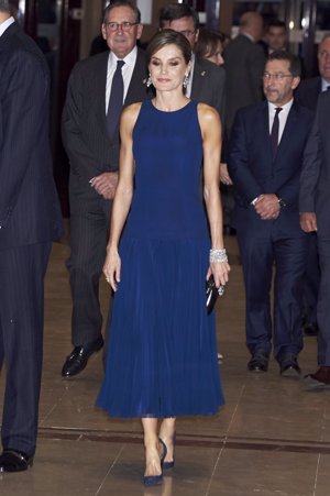 Letizia con las pulseras de la Reina Victoria Eugenia, que fueron una corona, en el concierto de los Premios Princesa de Asturias de 2017