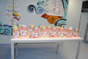 Baby Pelones y Juegaterapia entregan 20.000 euros al hospital de Oporto en Sao Joao