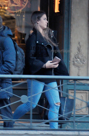 Pablo López pone fin a los rumores con Miriam Rodríguez en una comida con su novia